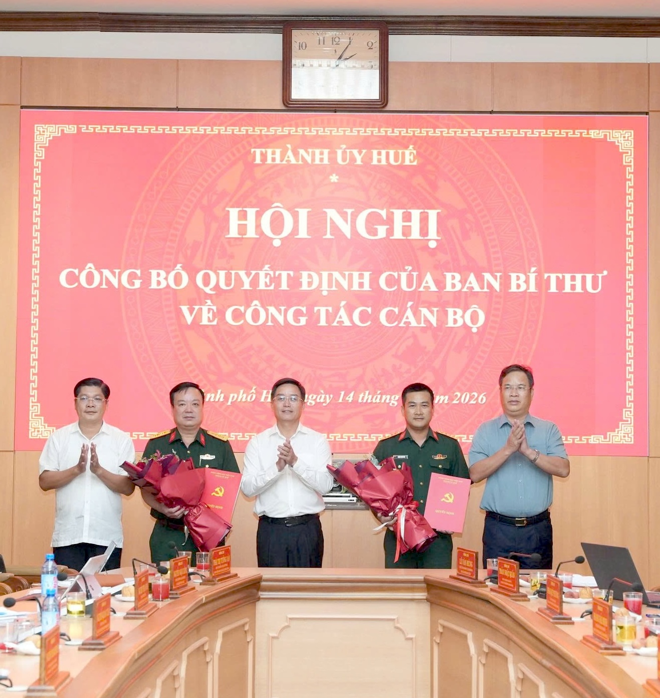 Công bố quyết định của Ban Bí thư Trung ương Đảng về công tác cán bộ
