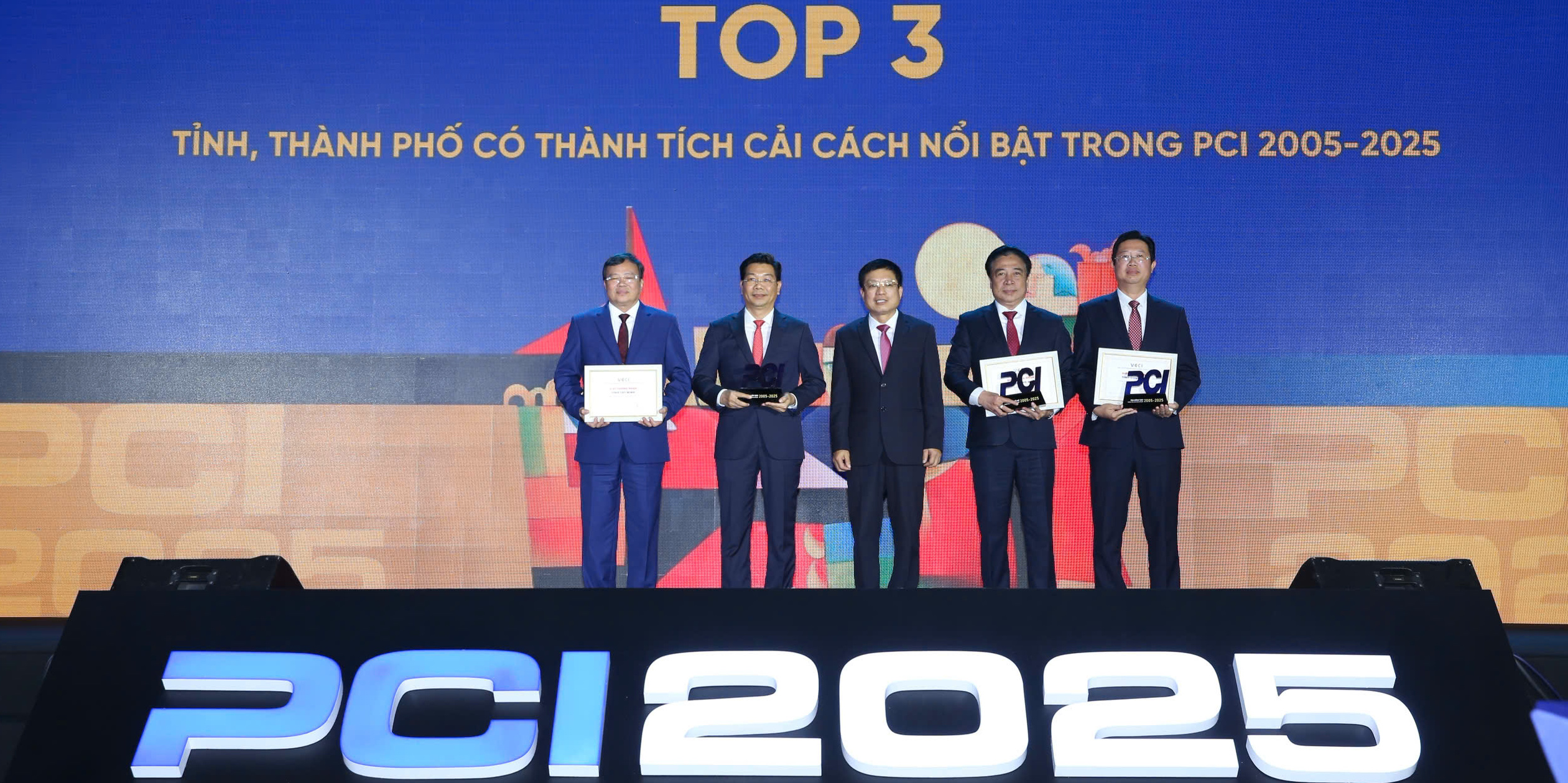 Thành phố Huế thuộc nhóm 3 địa phương cải cách PCI nổi bật giai đoạn 2005 - 2025
