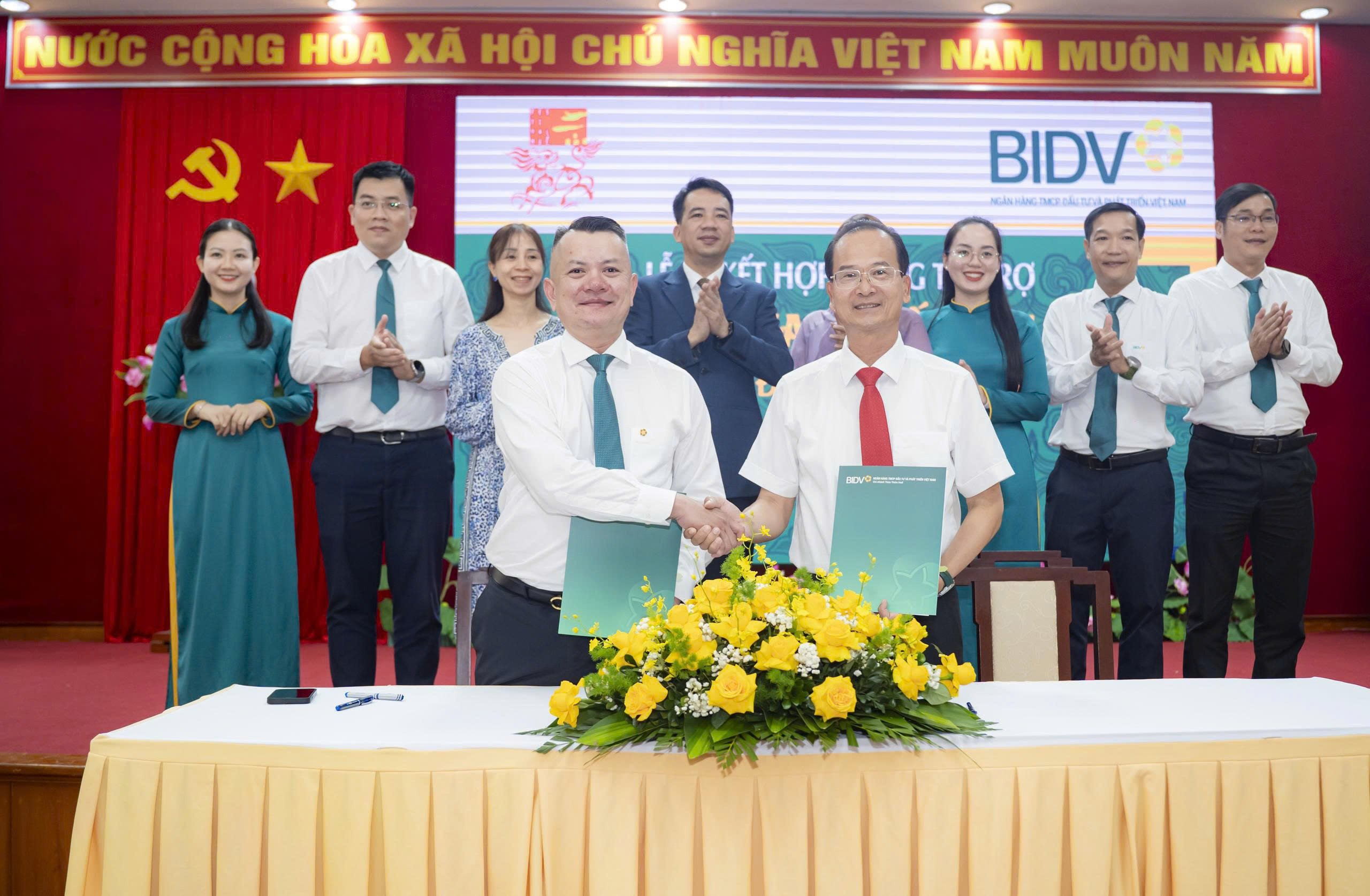 BIDV “Nhà tài trợ Đồng” tại Festival Huế 2026