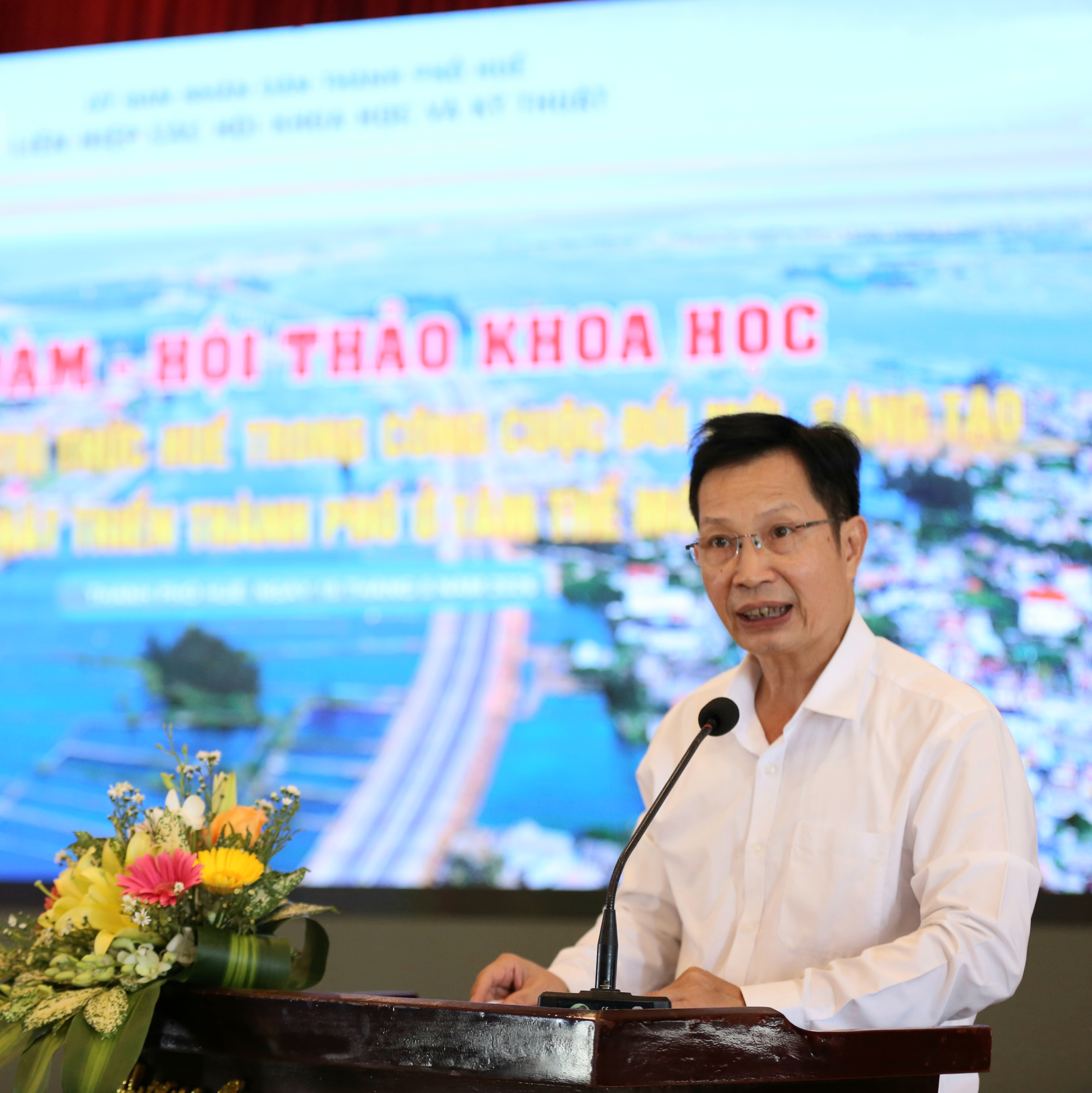 Đóng góp của trí thức Huế trong đổi mới, sáng tạo, phát triển của thành phố