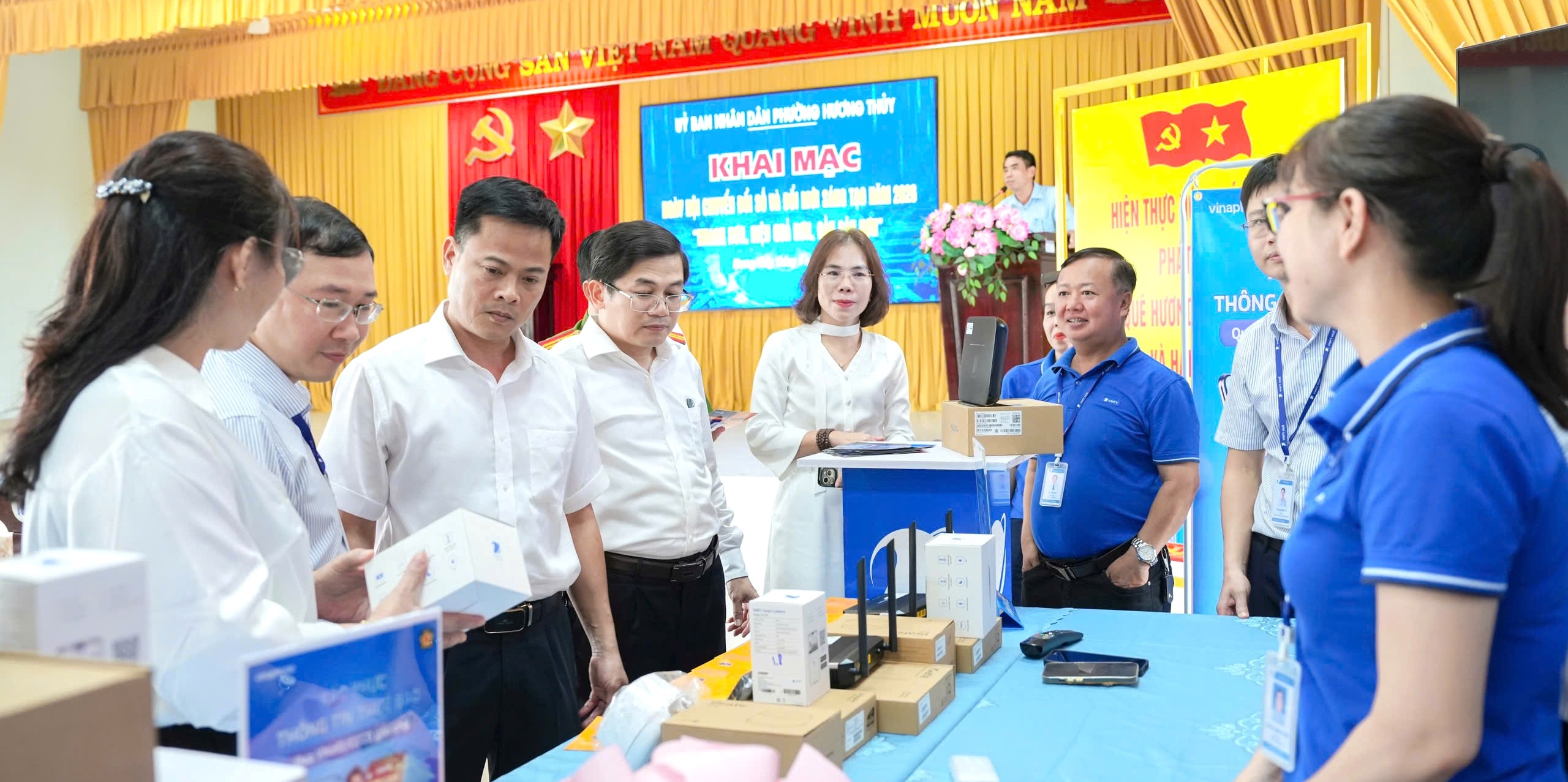 Đưa công nghệ số đến gần người dân hơn
