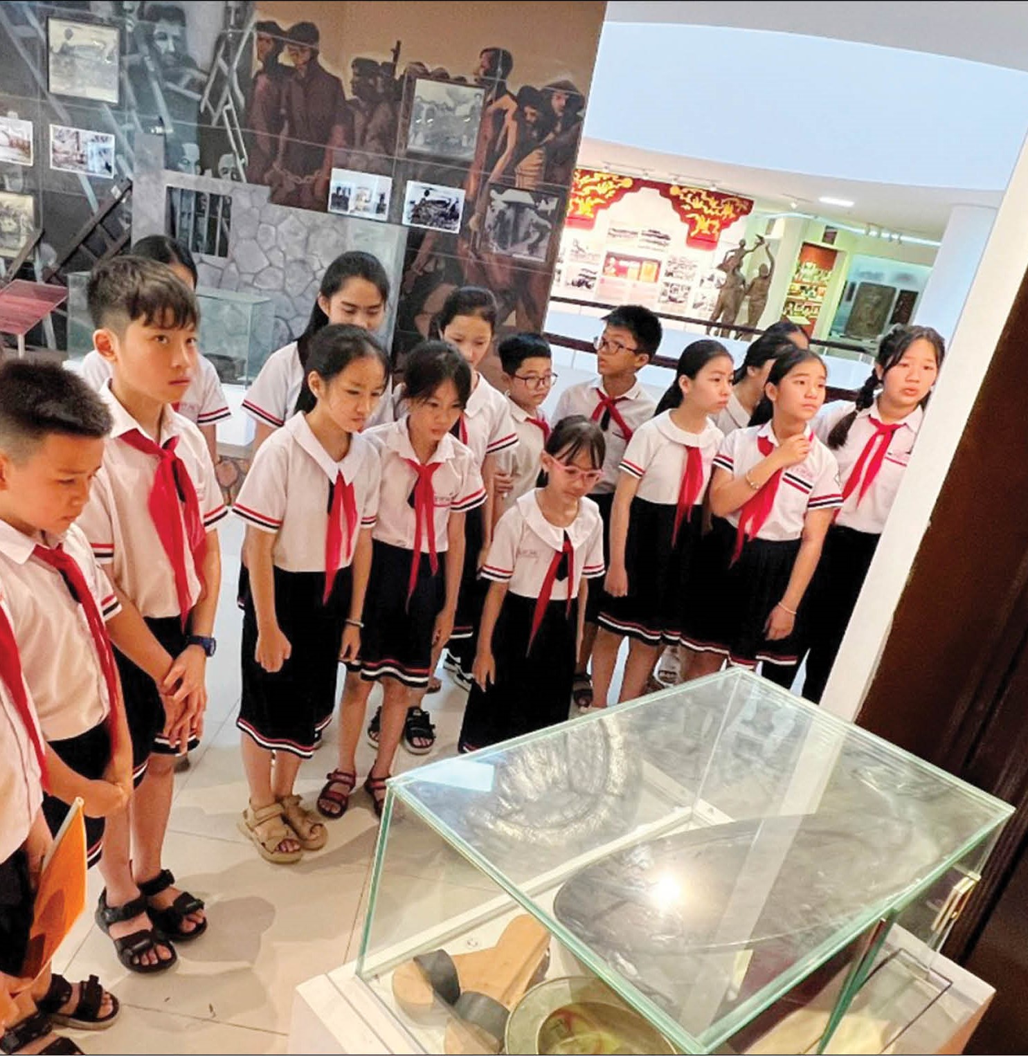 Dấu ấn gia đình Bác Hồ ở Huế qua một số hiện vật quý
