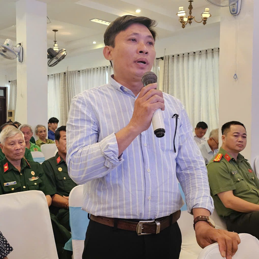 Đối thoại trực tiếp với người dân về môi trường và văn minh đô thị