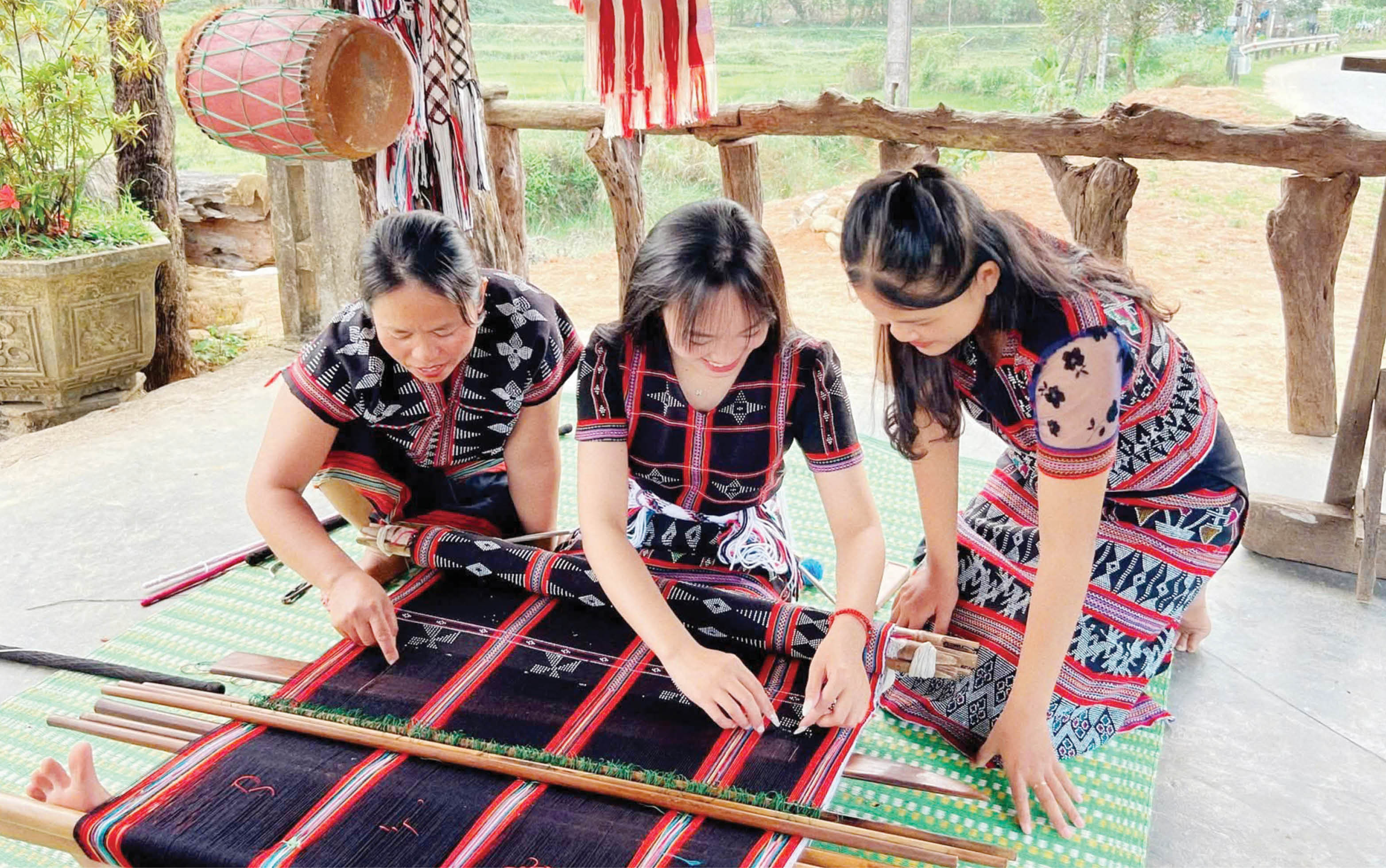 Tìm lối riêng cho du lịch vùng cao