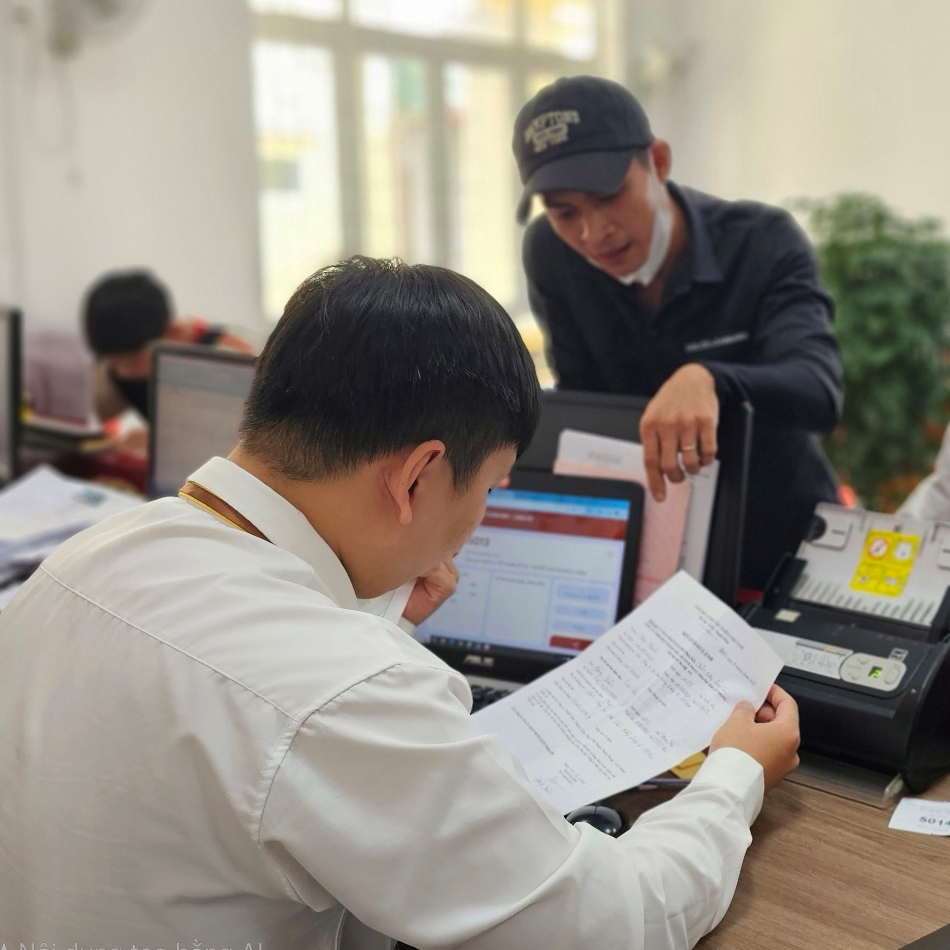 Khẩn trương sắp xếp thôn, tổ dân phố trước ngày 30 6