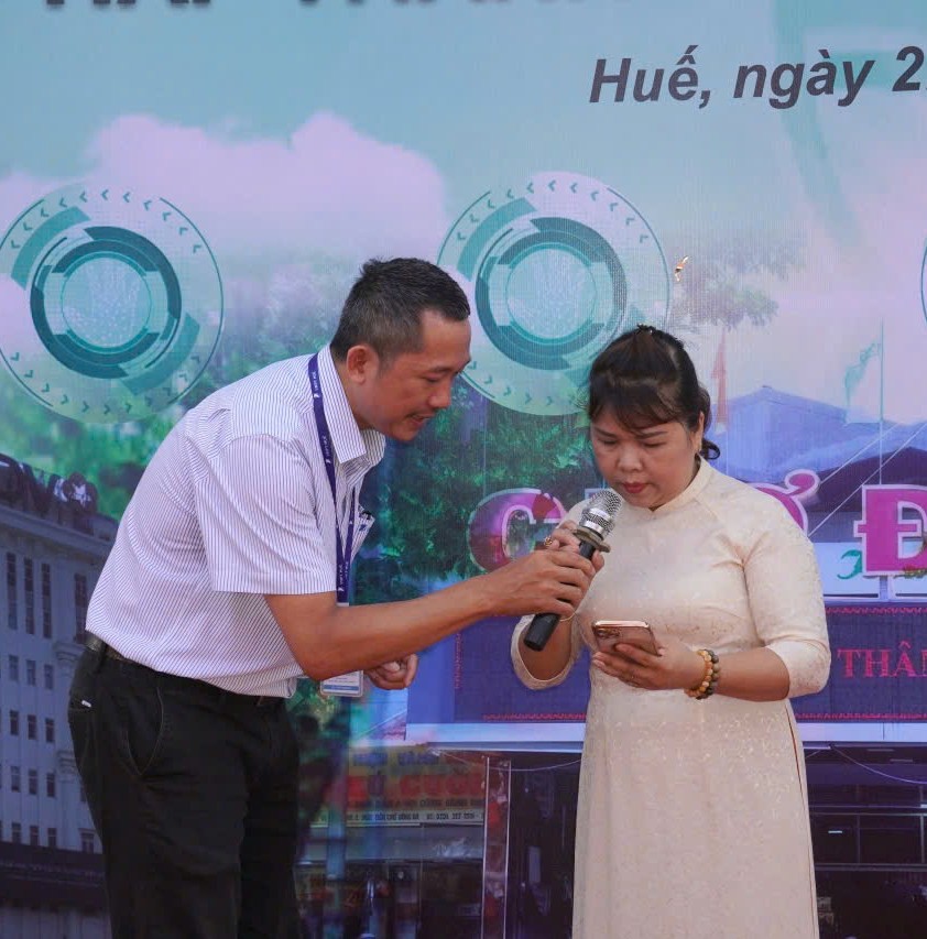 Triển khai giải pháp QR động cho tiểu thương chợ Đông Ba