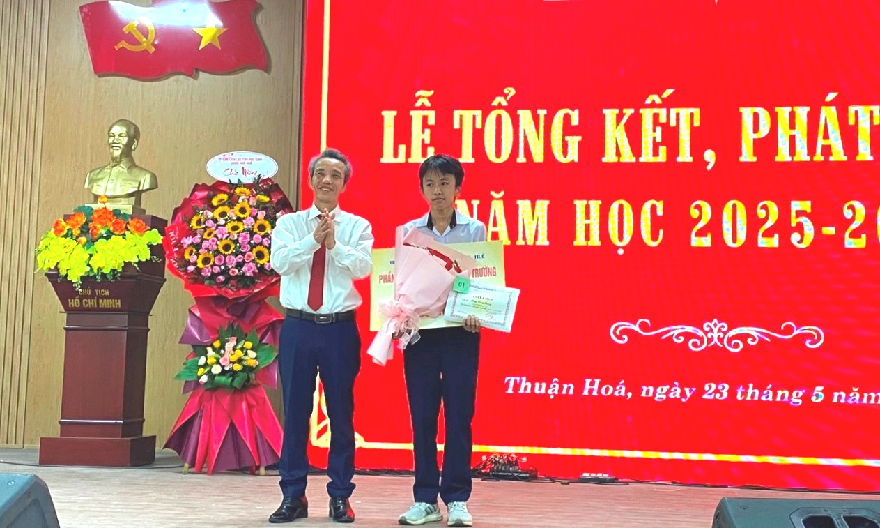 Trường THPT Chuyên Quốc Học - Huế tiếp tục khẳng định vị thế giáo dục mũi nhọn