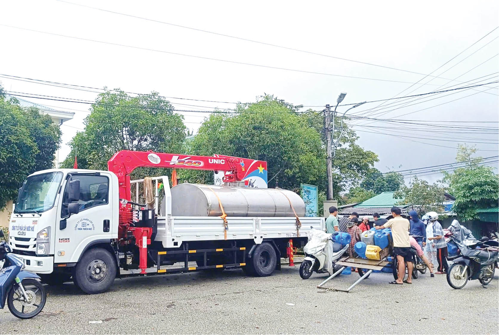 Sớm đầu tư hệ thống nước sạch cho các xã A Lưới