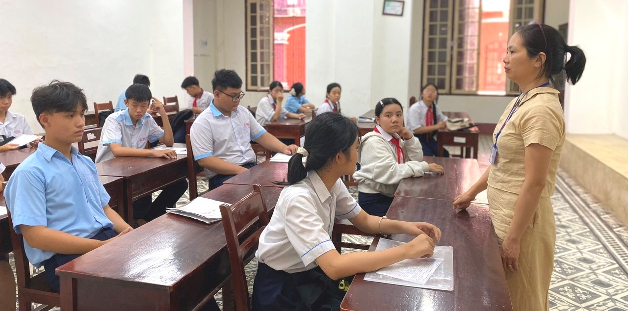 Hơn 18 000 thí sinh bước vào kỳ thi lớp 10 trung học phổ thông