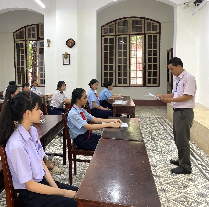 “Nóng” cùng mùa tuyển sinh lớp 10