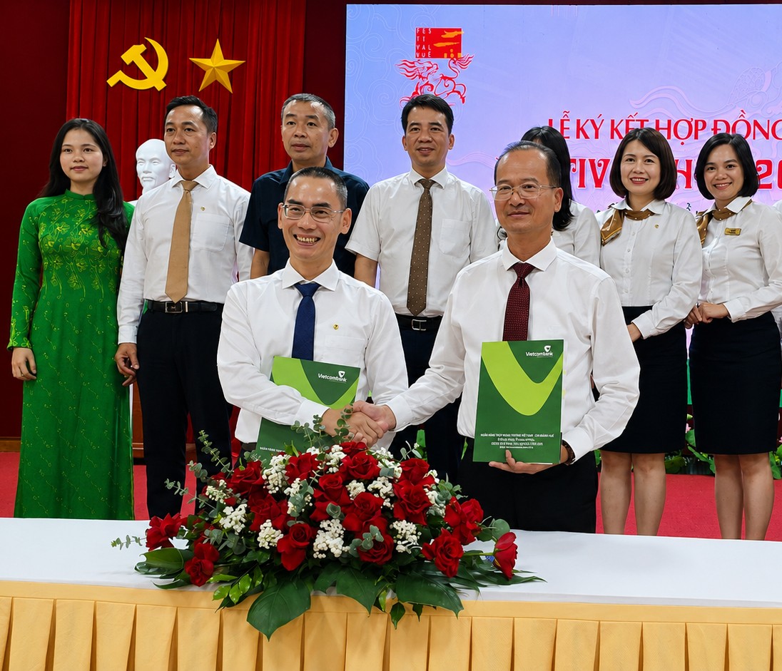 Vietcombank tài trợ 1 tỉ đồng cho Festival Huế 2026