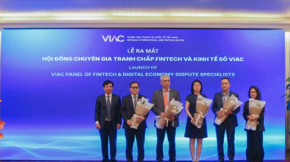 Ra mắt Hội đồng Chuyên gia giải quyết tranh chấp fintech và kinh tế số
