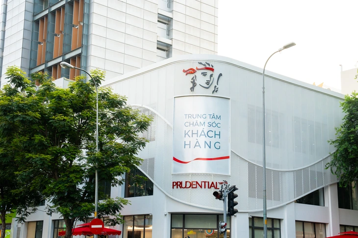 Đối diện với căn bệnh ung thư quái ác, một người phụ nữ 8X đã có hành trình điều trị không gián đoạn nhờ các khoản chi trả bảo hiểm kịp thời