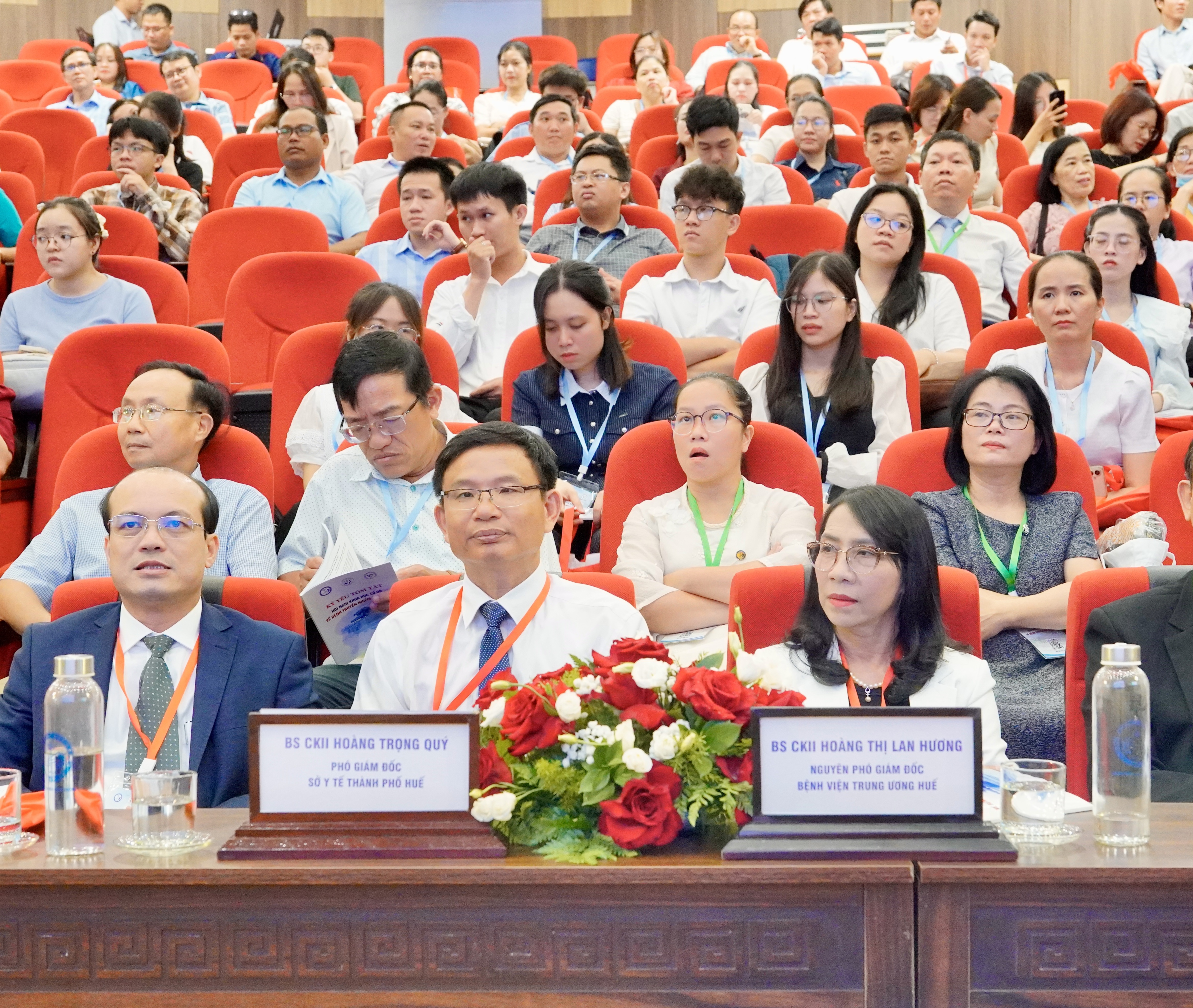 Gần 250 đại biểu, chuyên gia tham gia hội nghị Khoa học Cố đô về bệnh truyền nhiễm