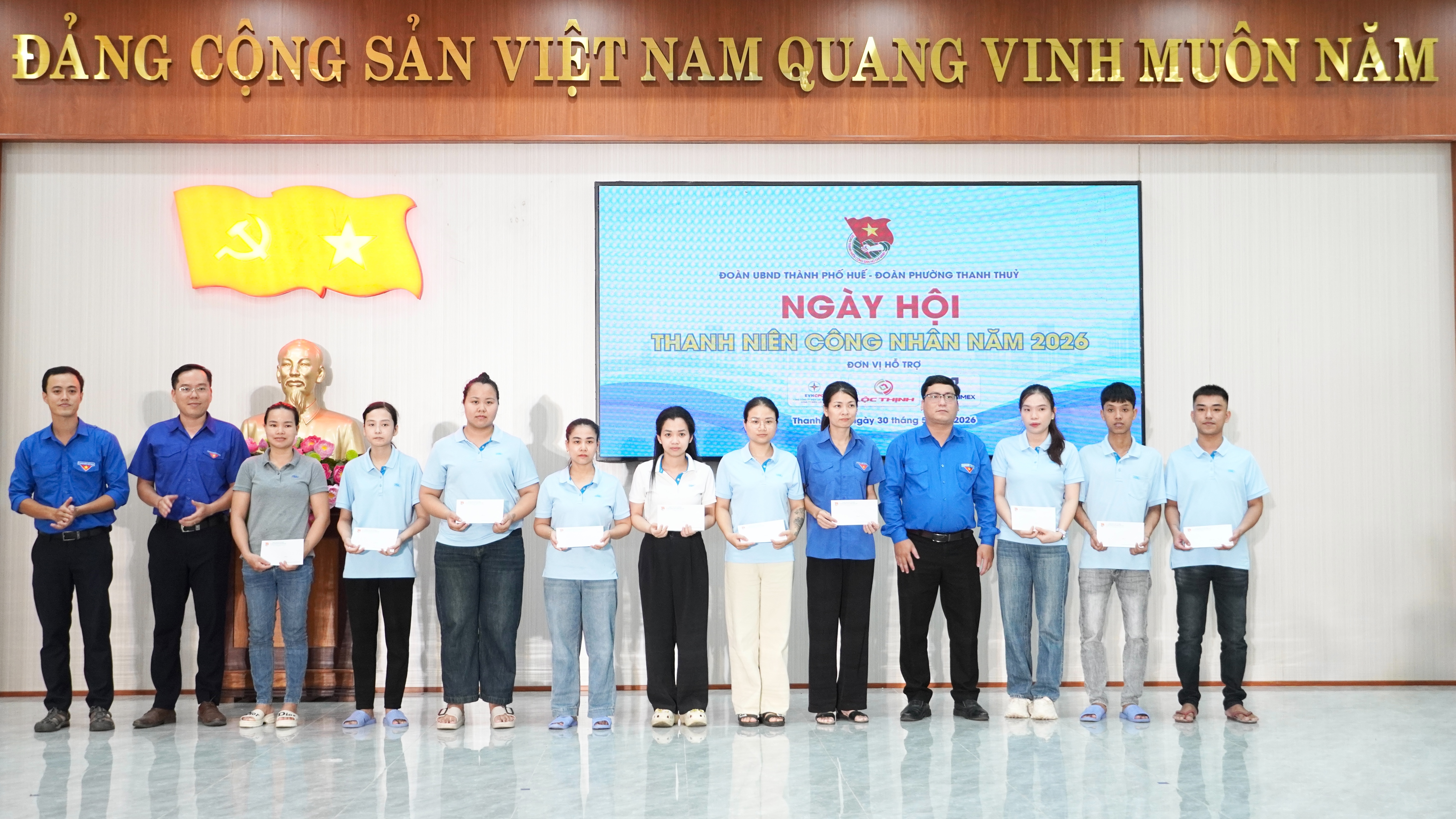 Chăm lo đời sống cho thanh niên công nhân bằng nhiều hoạt động thiết thực