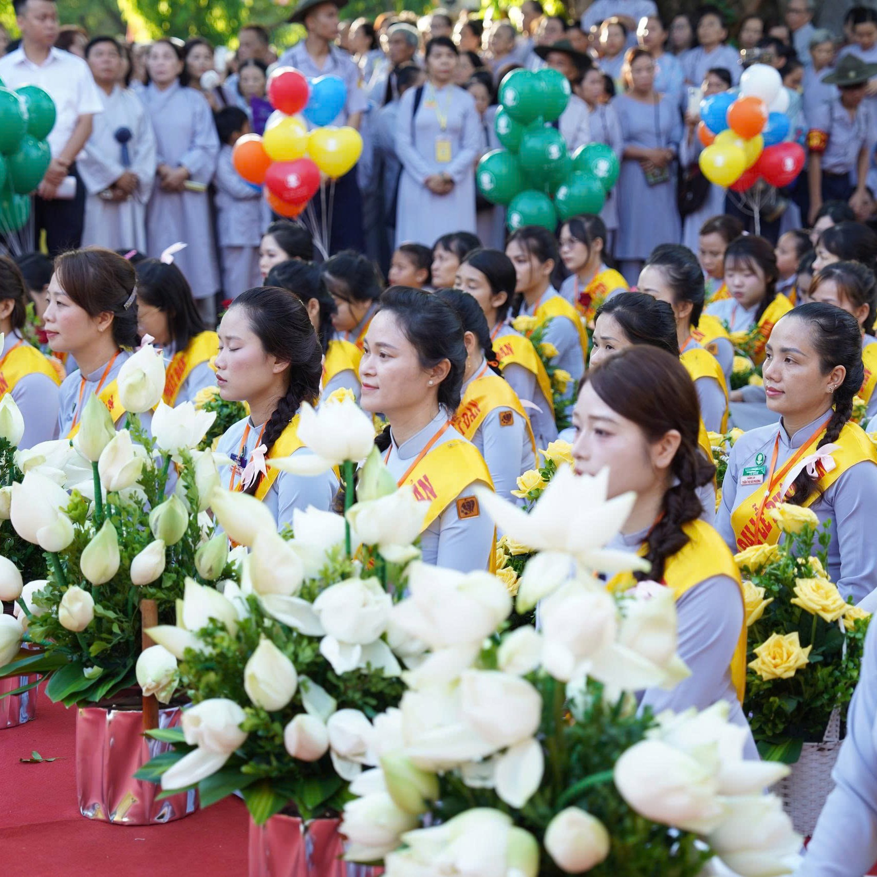 Trang nghiêm Đại lễ kính mừng Phật đản Phật lịch 2570 tại Huế  PHue đã đọc