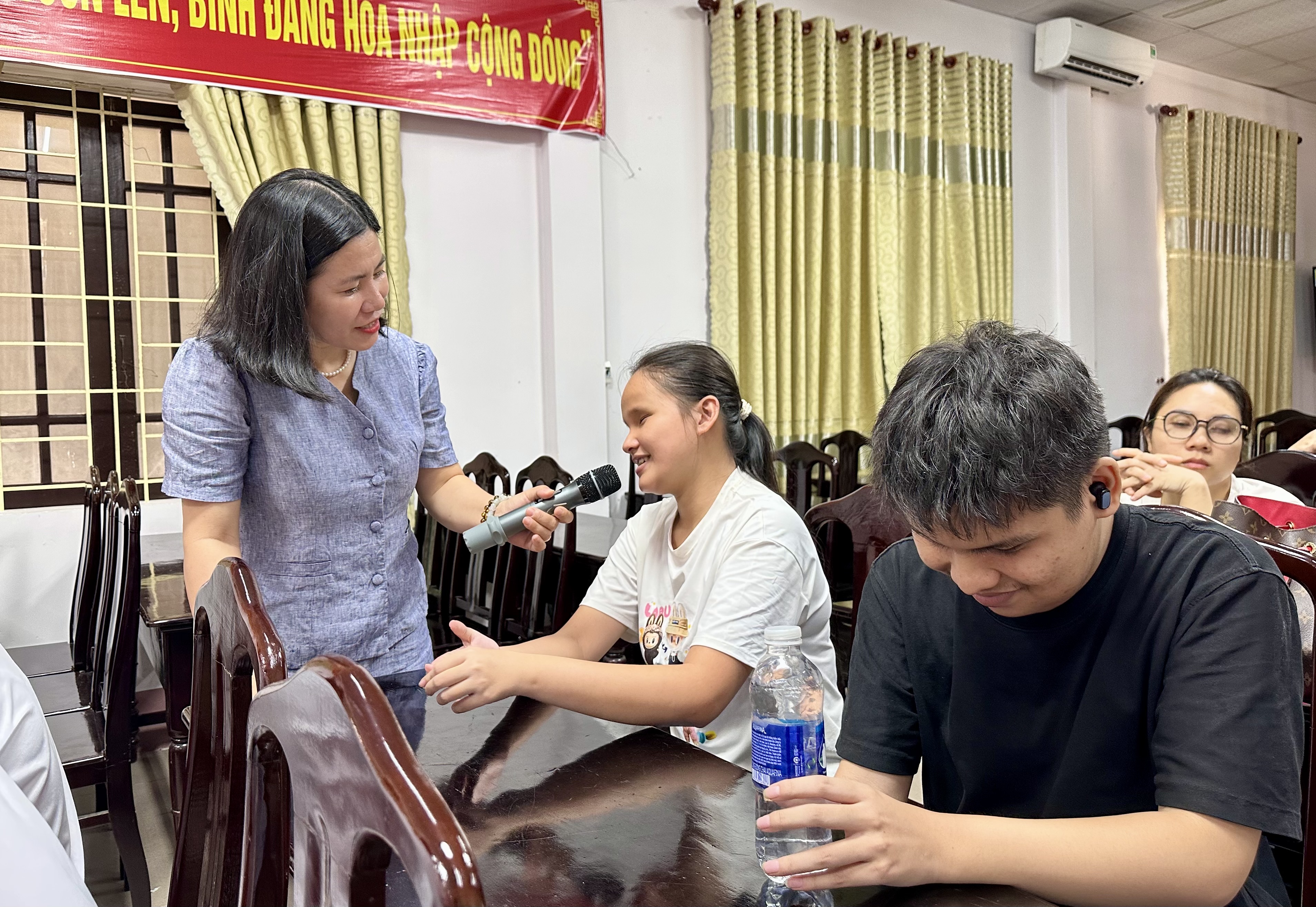 Trang bị kỹ năng tìm việc cho người khiếm thị
