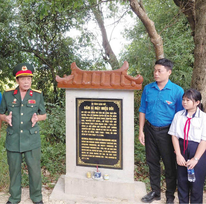 Giáo dục lịch sử từ những “địa chỉ đỏ”