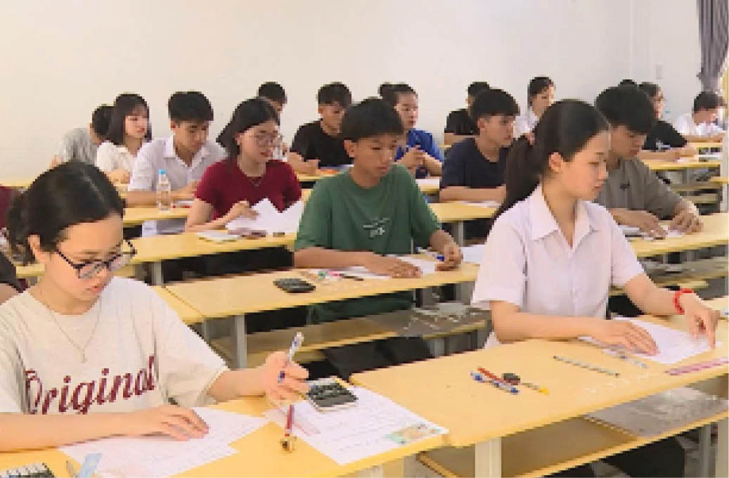 Mở thêm “cánh cửa” vào đại học
