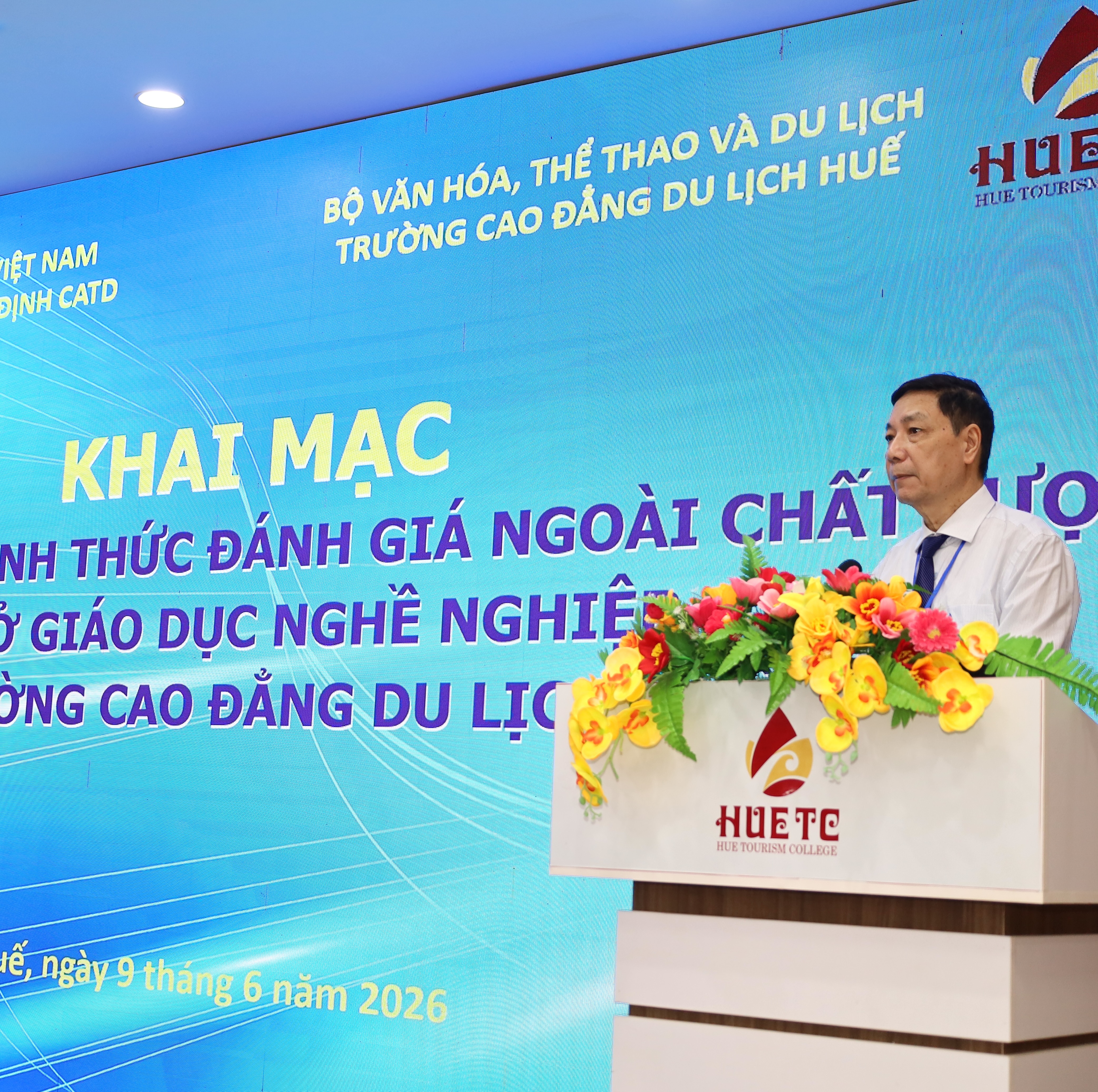 Khảo sát đánh giá ngoài tại Trường Cao đẳng Du lịch Huế