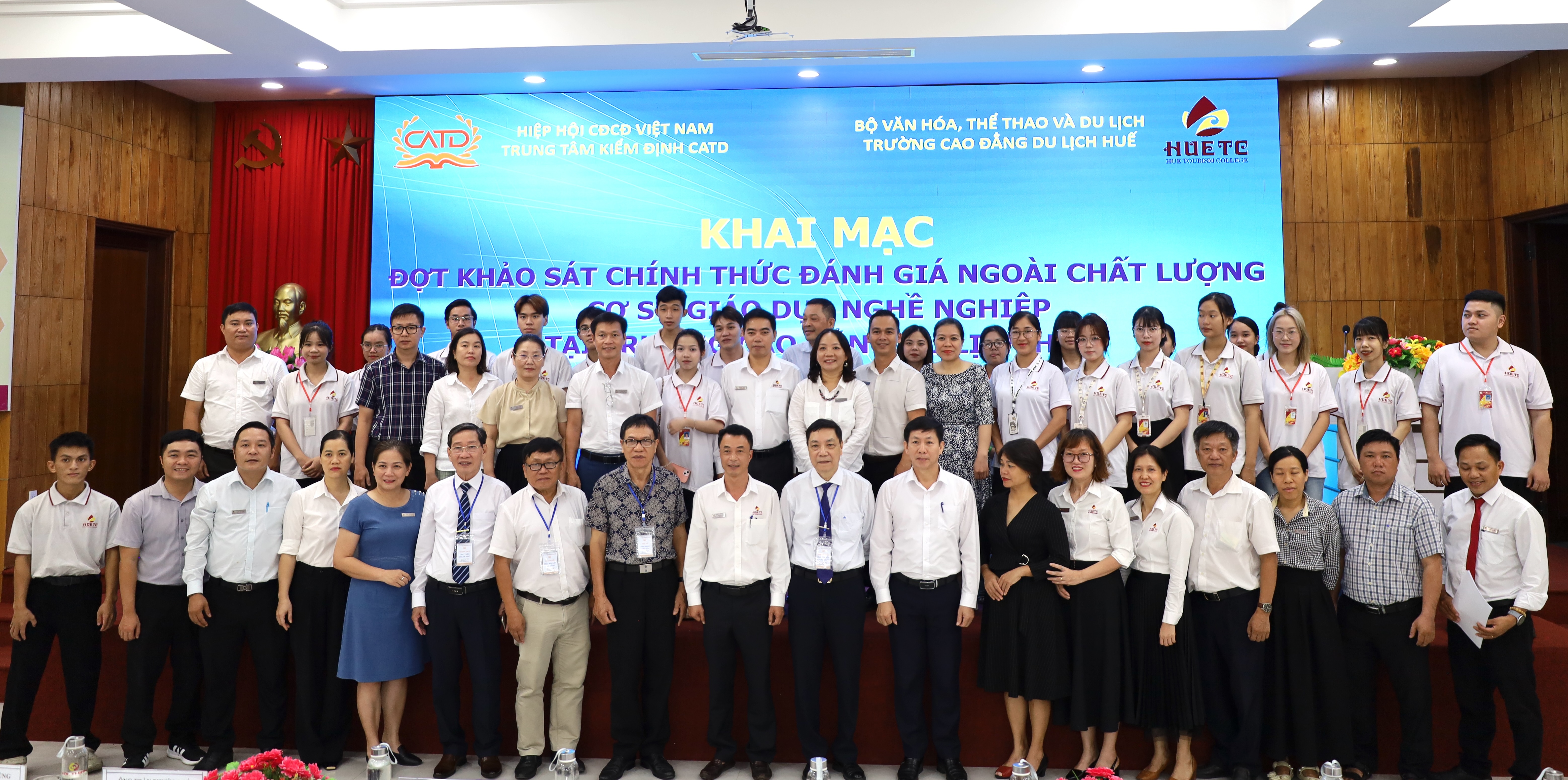 Khảo sát đánh giá ngoài tại Trường Cao đẳng Du lịch Huế