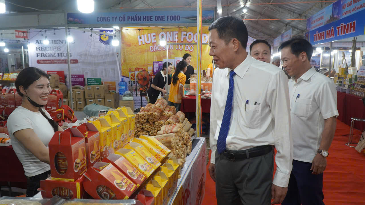240 gian hàng tham gia Hội chợ Thương mại Festival Huế năm 2026