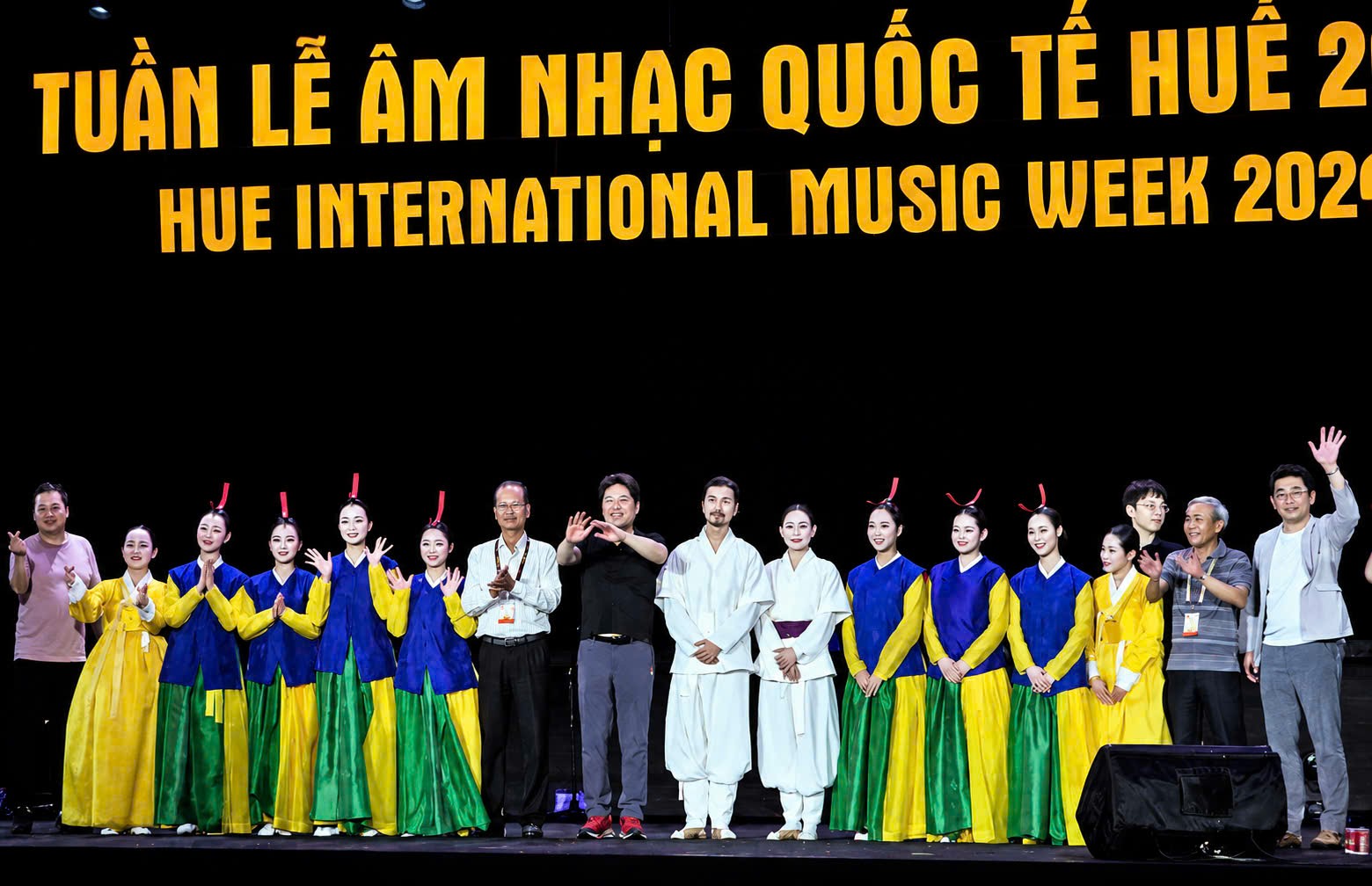 Sắc màu văn hóa Hàn Quốc chinh phục công chúng