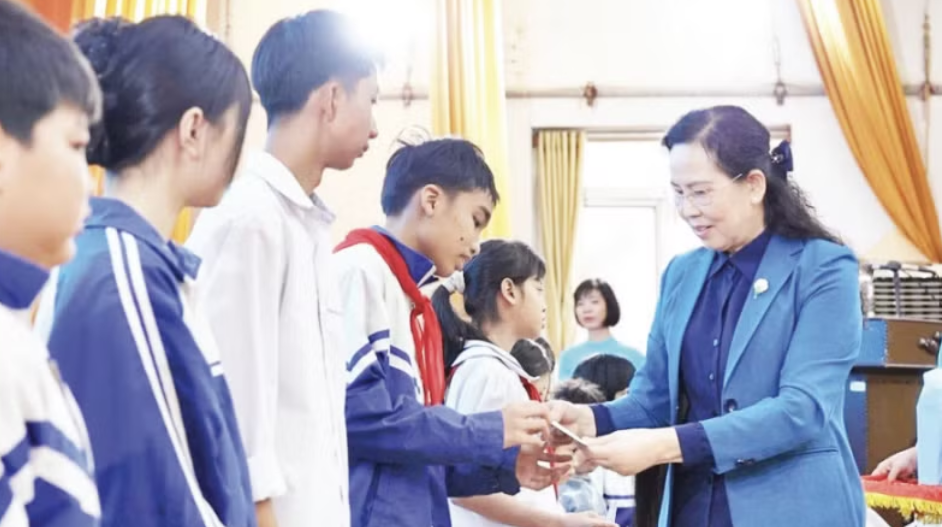 Khơi dậy khát vọng cống hiến, tinh thần đổi mới, sáng tạo của phụ nữ