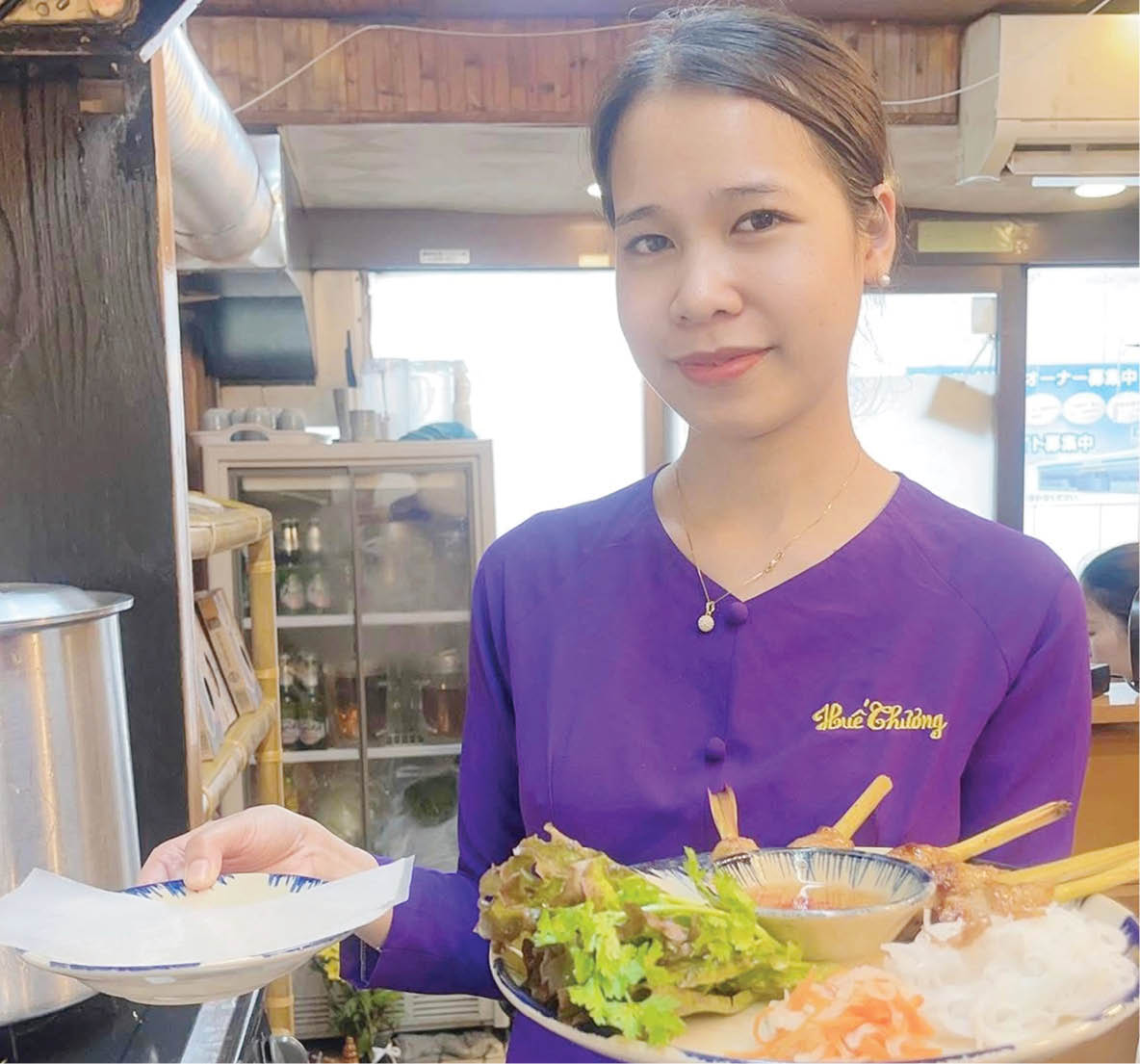 Vị hương xứ Huế giữa xứ sở hoa anh đào
