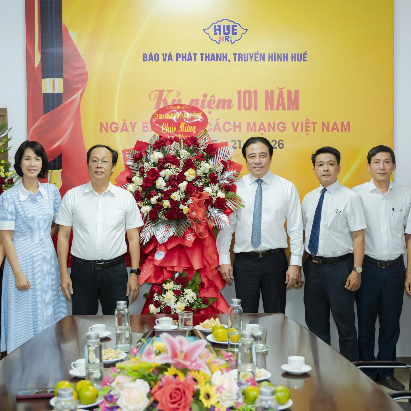 Chủ tịch UBND thành phố Nguyễn Khắc Toàn chúc mừng Báo và Phát thanh, Truyền hình Huế nhân Ngày Báo chí cách mạng Việt Nam