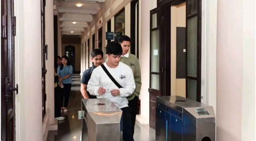 Du lịch bằng vé điện tử Chạm để bắt đầu hành trình khám phá bản sắc Việt Nam