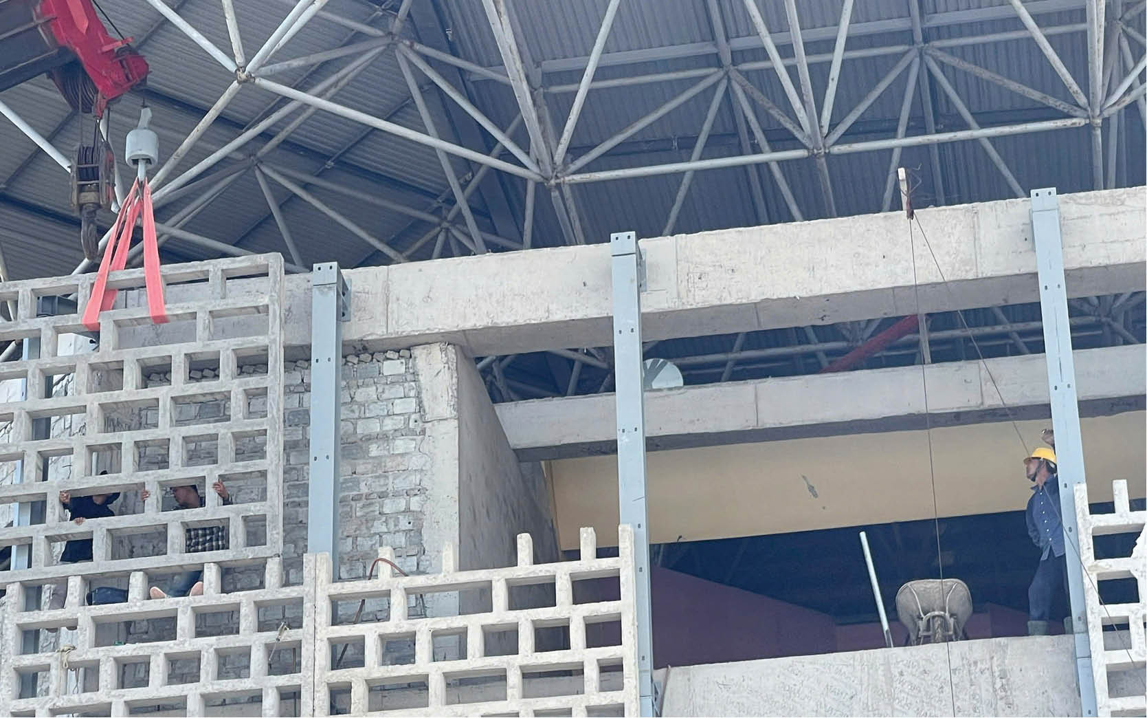 Xử phạt nhà thầu nhiều lần vi phạm tiến độ