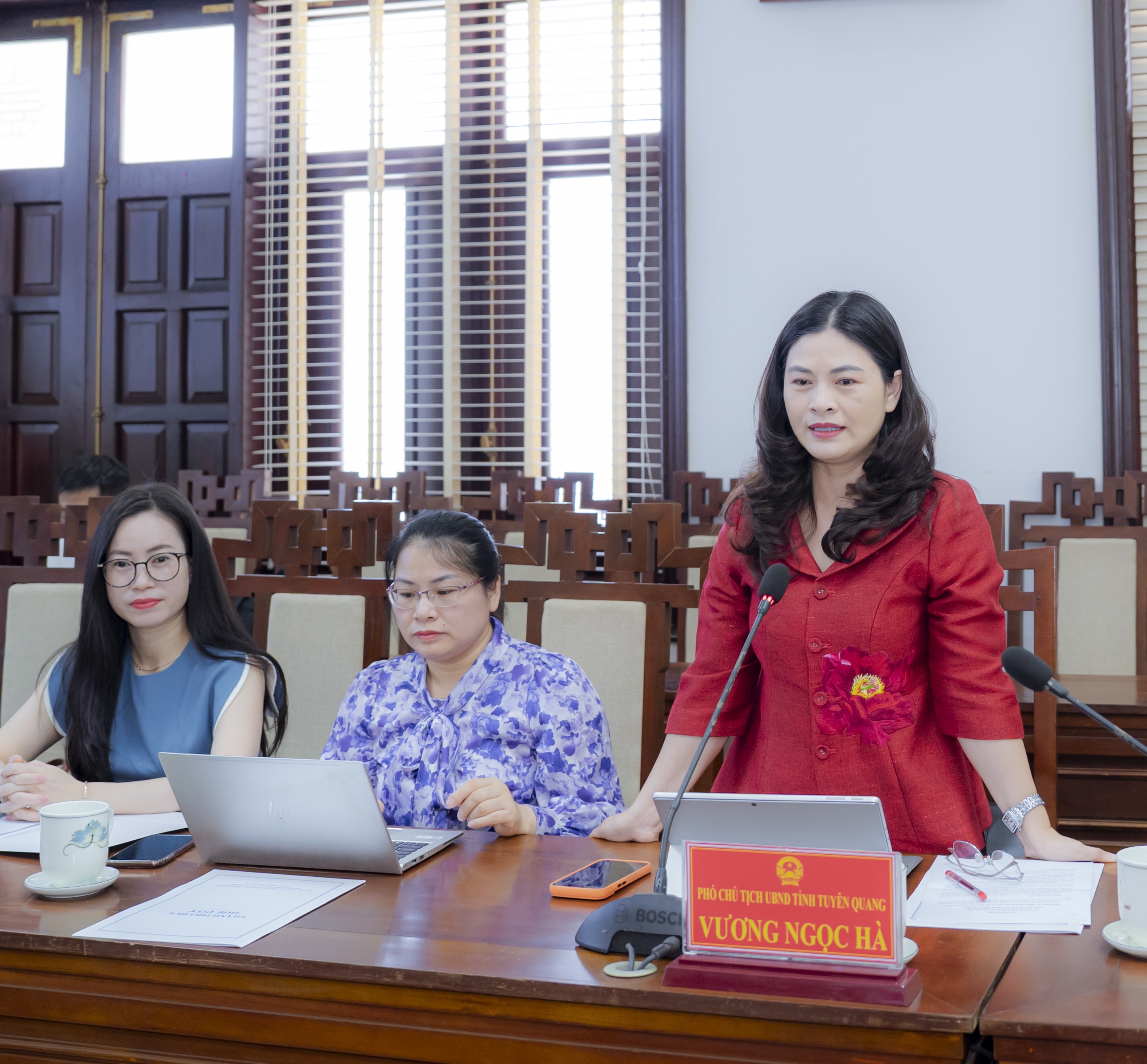 Chia sẻ kinh nghiệm bảo tồn di sản Huế với tỉnh Tuyên Quang