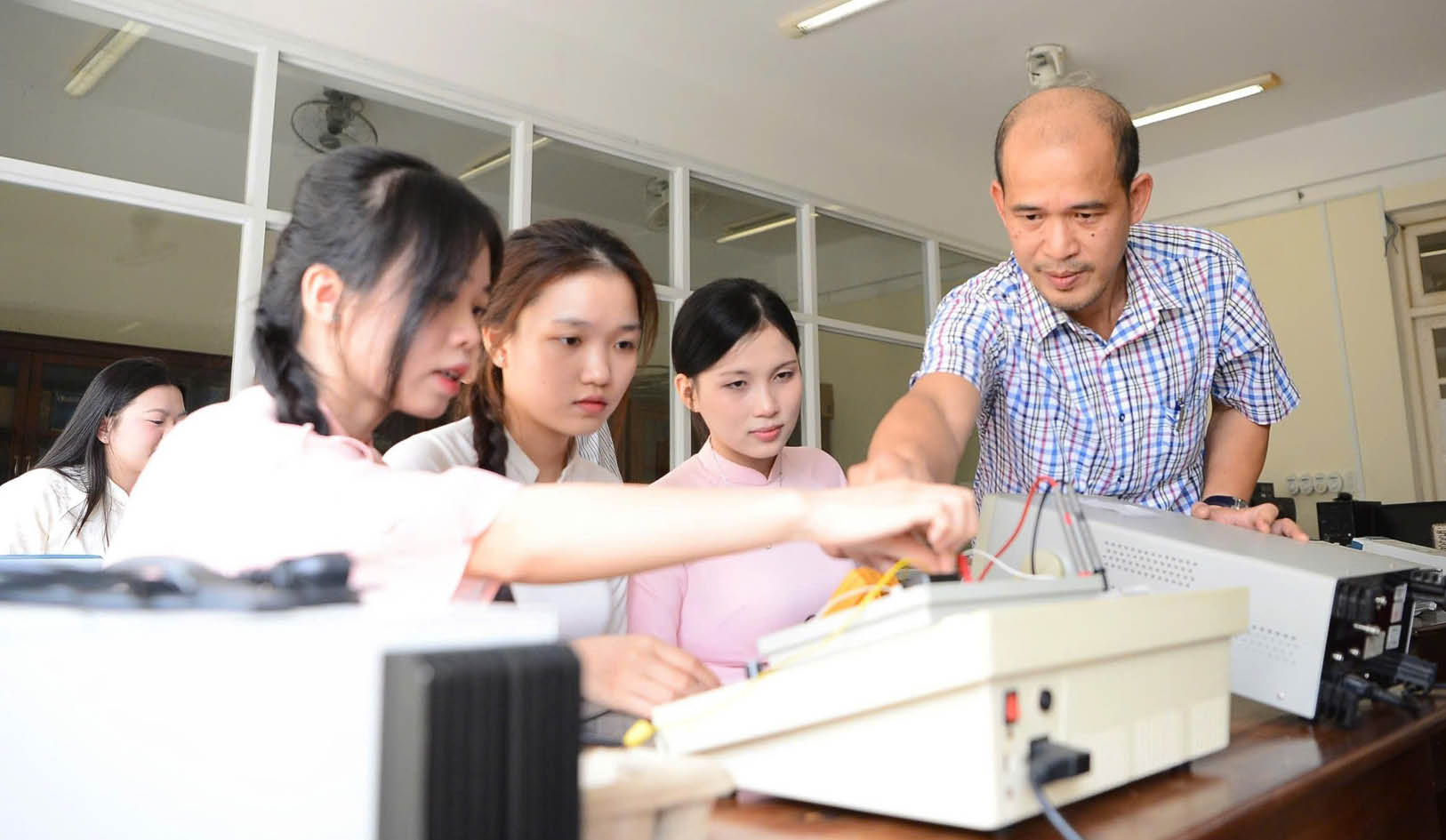 Chuyển đổi số ở Đại học Huế Cơ hội và thách thức