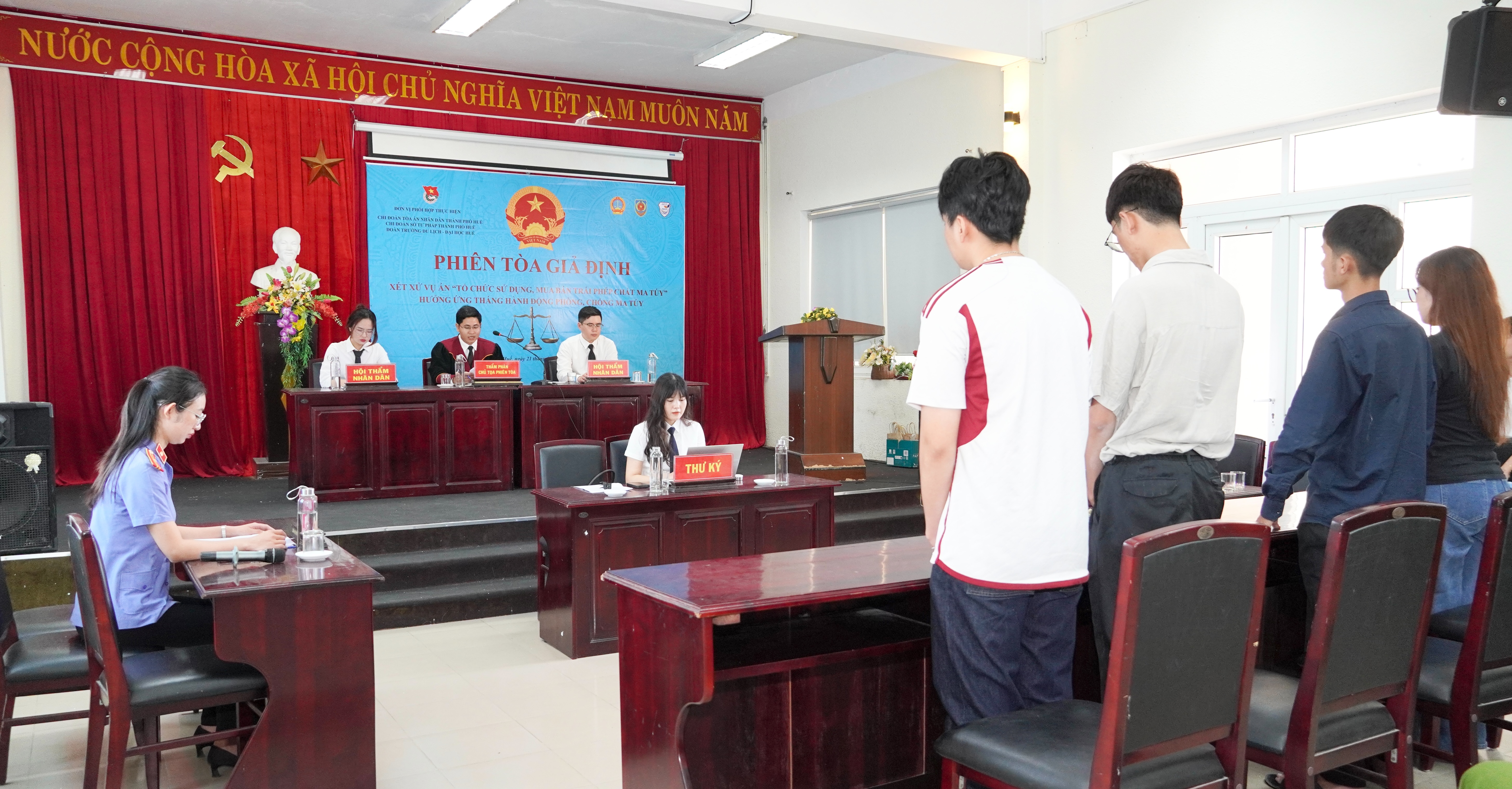 Phiên tòa giả định góp phần phòng ngừa tệ nạn ma túy trong giới trẻ