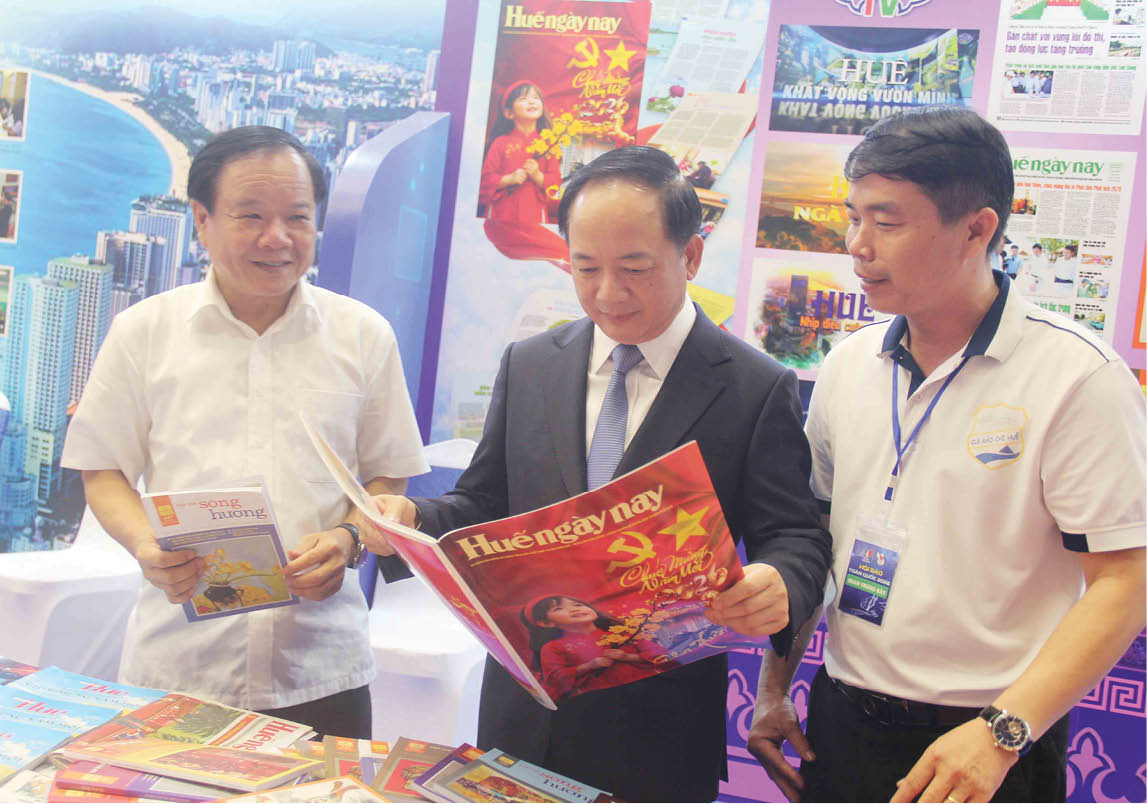 Niềm vui của người trong cuộc