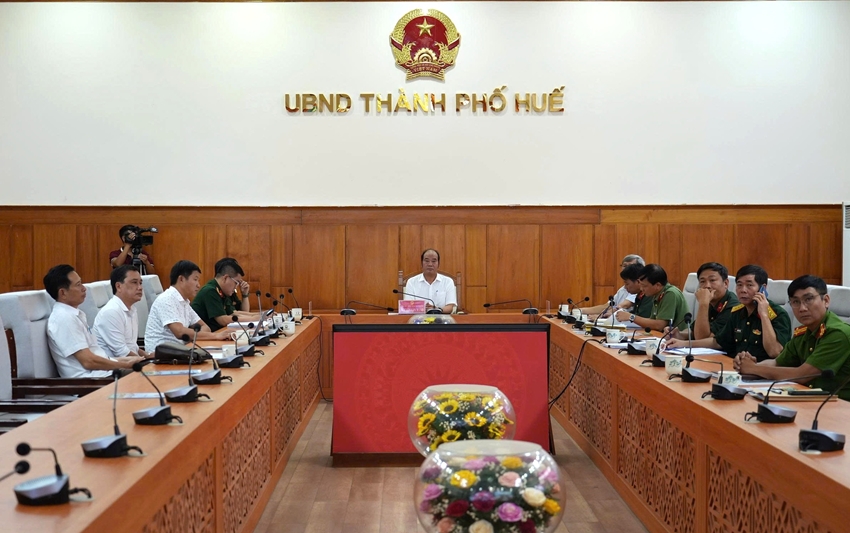 Tại điểm cầu Huế