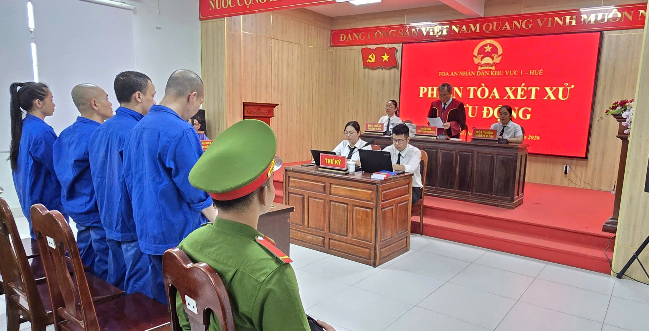 Nhóm đối tượng lãnh án vì mua bán, sử dụng trái phép ma túy