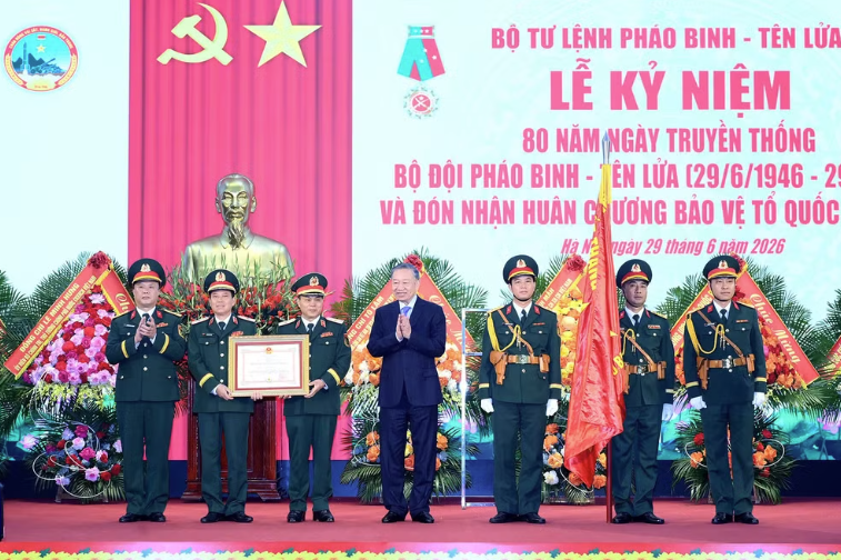 Xây dựng lực lượng Pháo binh-Tên lửa hiện đại, đáp ứng nhiệm vụ trong điều kiện mới