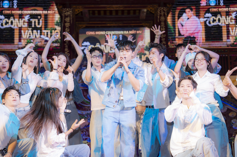 Khi Mono đến Huế