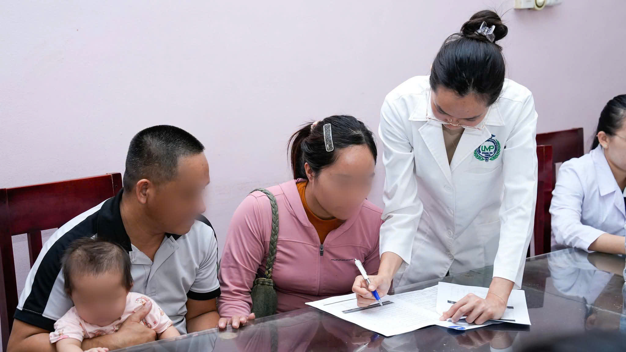 Khám, tư vấn toàn diện cho 80 bệnh nhân khe hở môi - vòm miệng