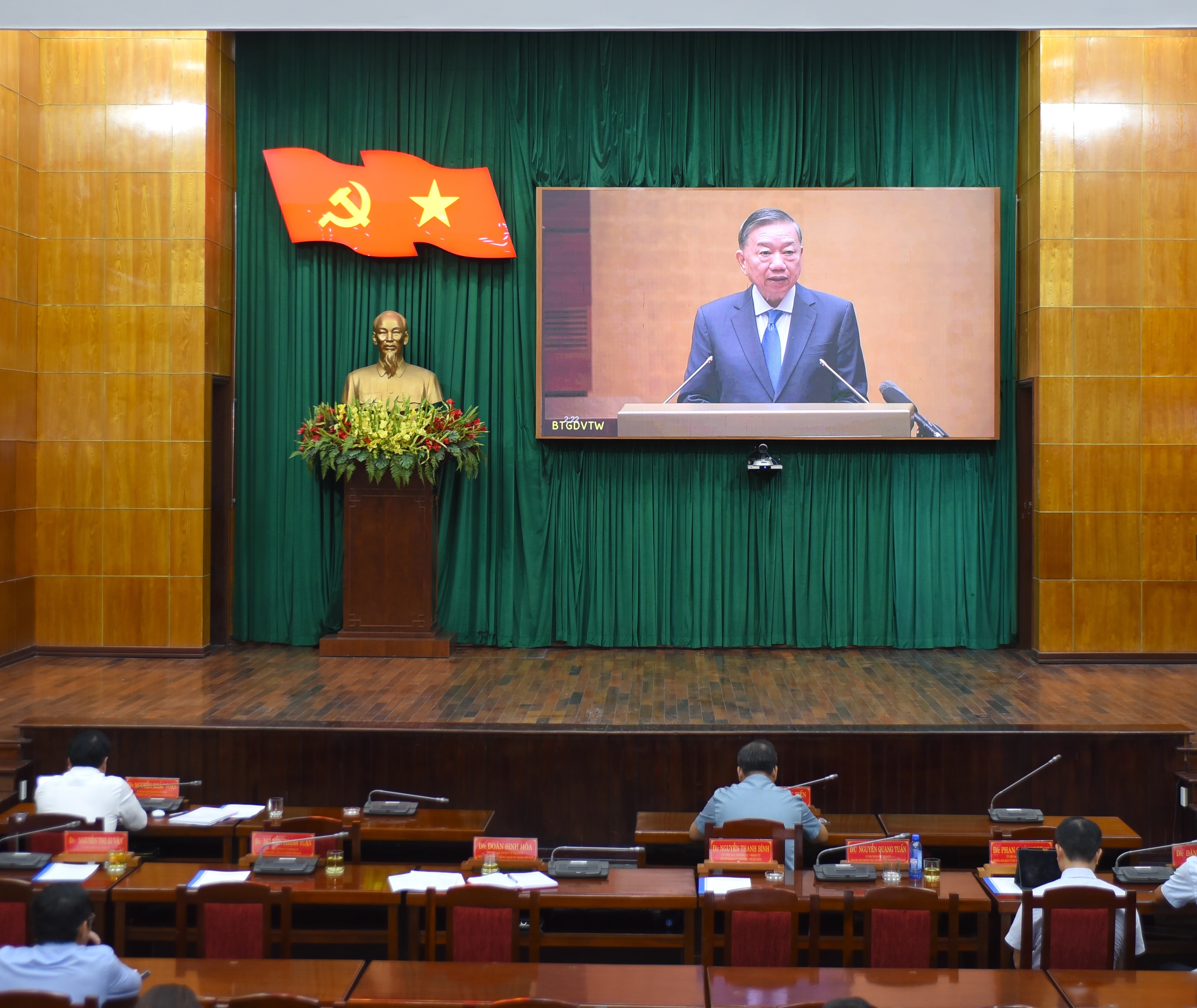 Thu hút đầu tư nước ngoài để phát triển bền vững, bao trùm và chất lượng cao