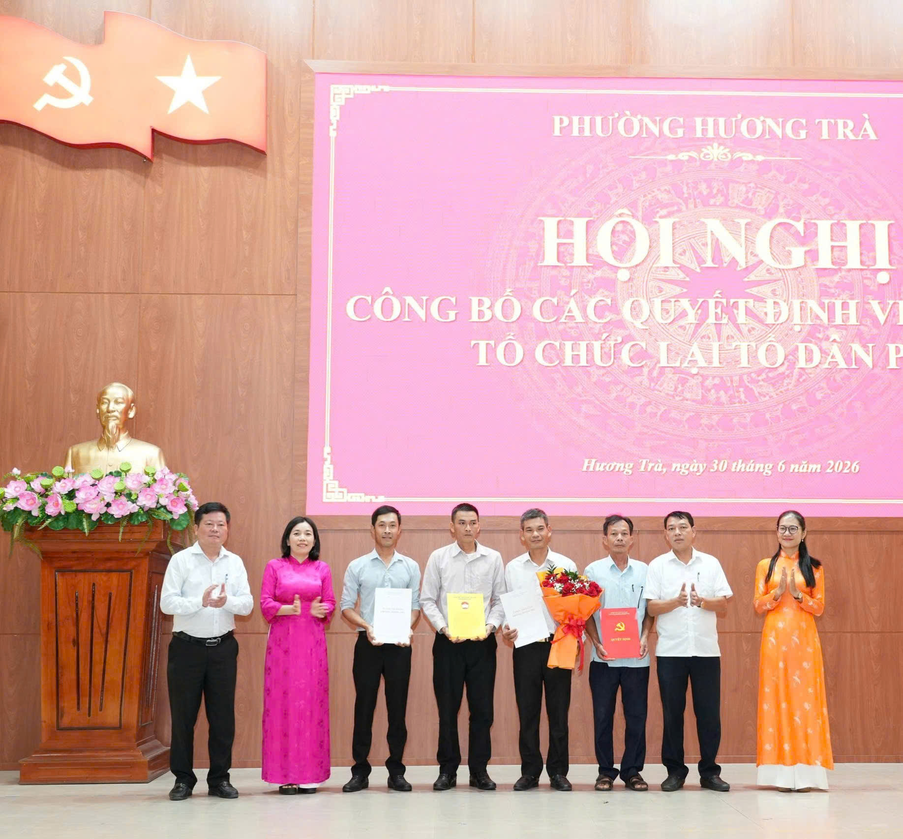 Sắp xếp, tổ chức lại các tổ dân phố ở Hương Trà, Kim Trà và Bình Điền