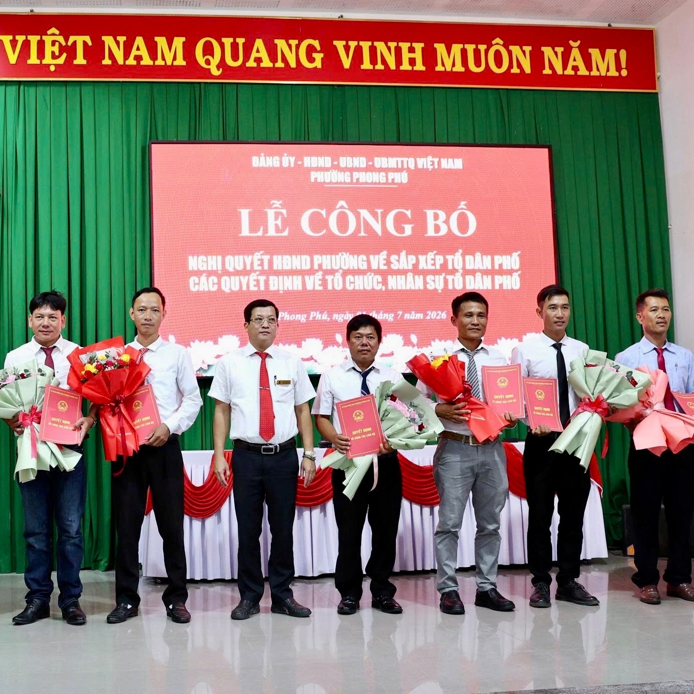 Phong Phú sắp xếp từ 25 tổ dân phố thành 10 tổ dân phố mới