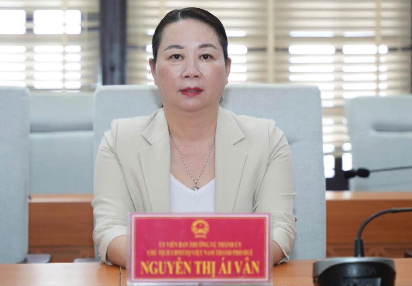 Tinh gọn bộ máy để hoạt động gần dân, lắng nghe dân