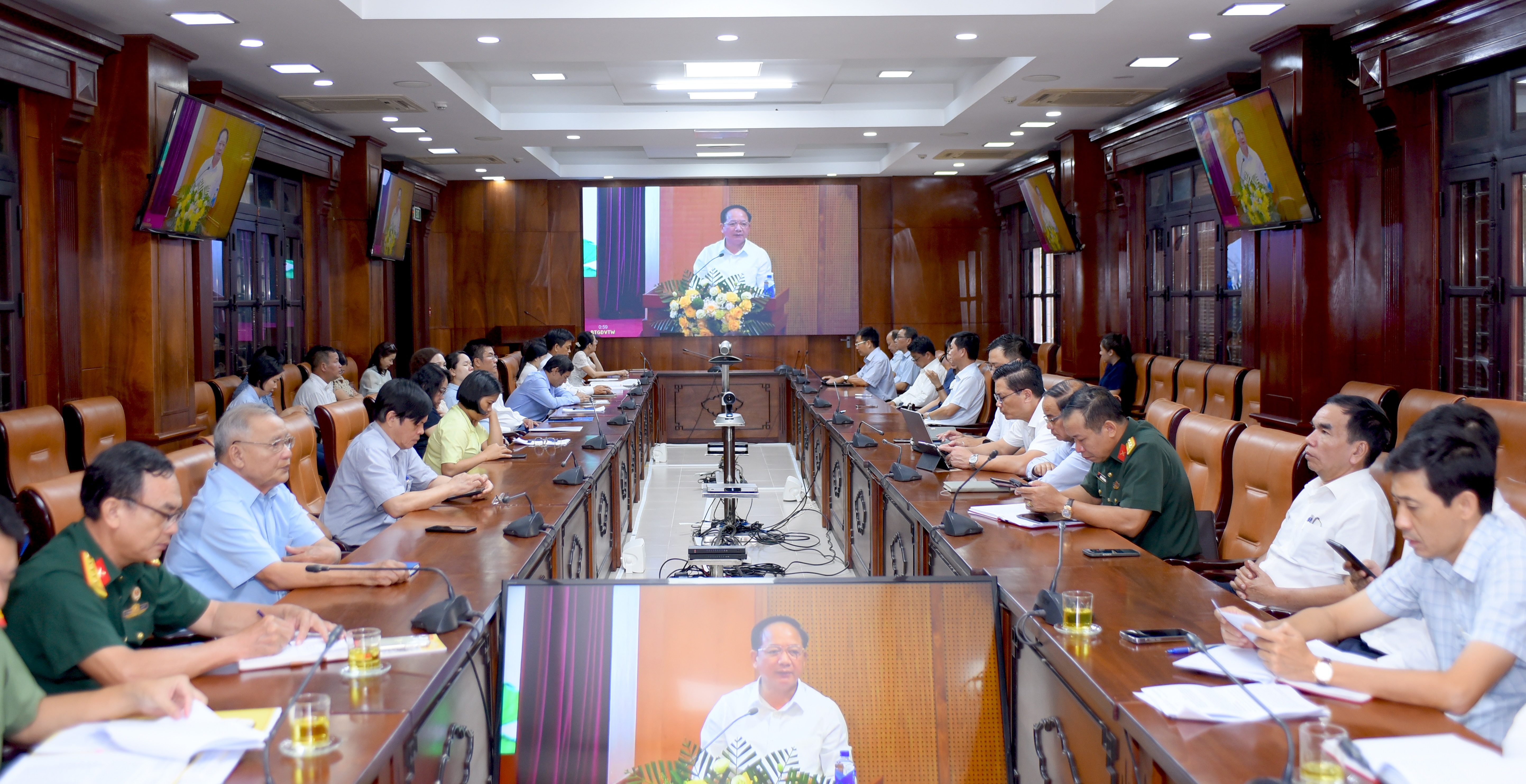 Phát huy vai trò “đi trước, mở đường” của ngành Tuyên giáo và dân vận trong giai đoạn phát triển mới