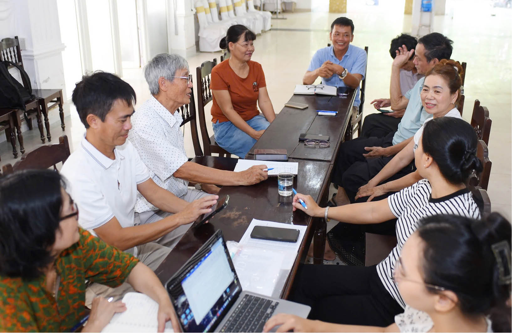 Rời vị trí, không rời trách nhiệm
