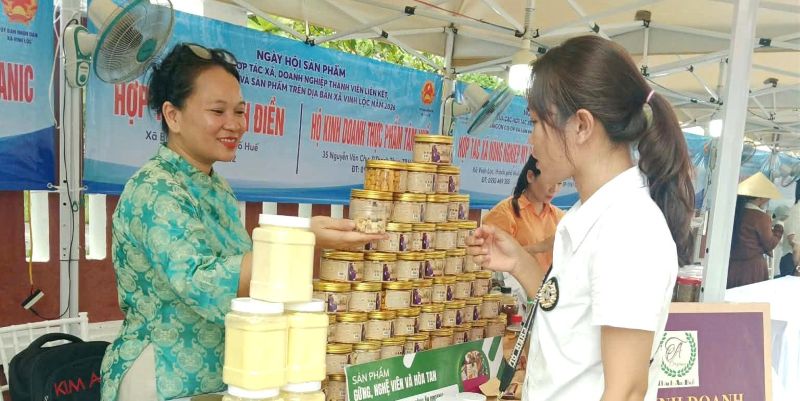 Khai mạc Ngày hội sản phẩm của các hợp tác xã, doanh nghiệp thành viên liên kết, Saigon Co op