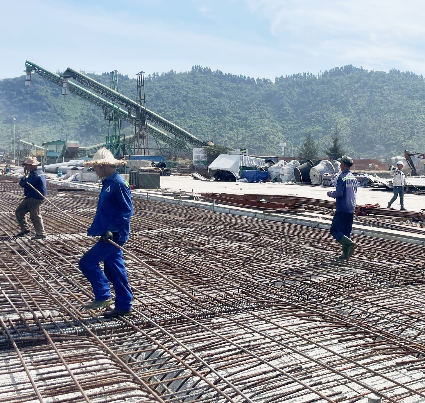 Bến số 4, cảng Chân Mây sẽ đưa vào sử dụng đầu tháng 9 2026
