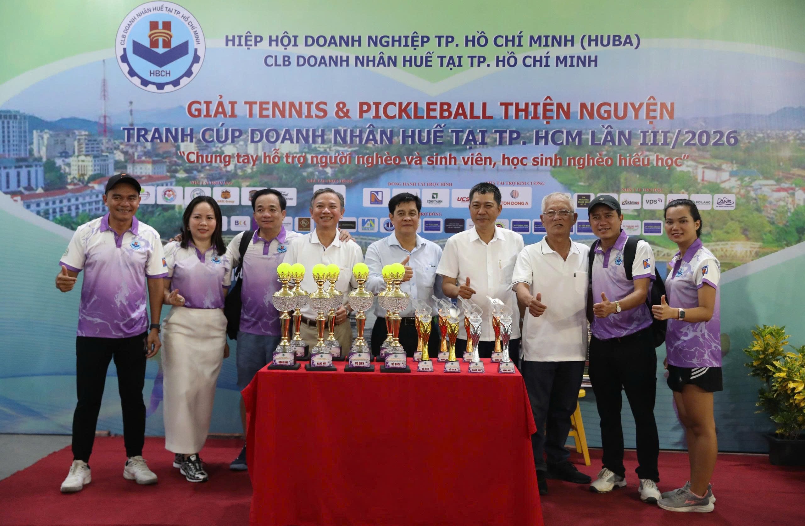 Hơn 500 triệu đồng quyên góp ủng hộ người nghèo quê nhà